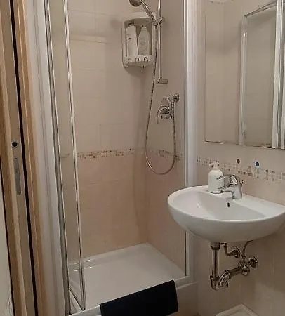 Cisanello Rent Guest house *